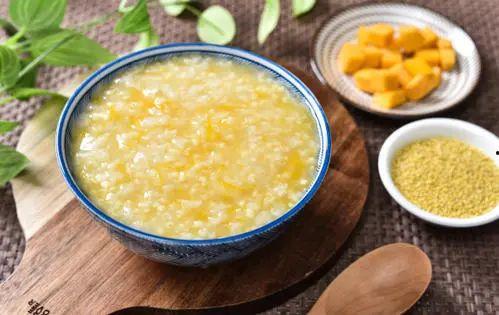 牙签吃瓜首都文艺愤青,首都文艺愤青的独到视角